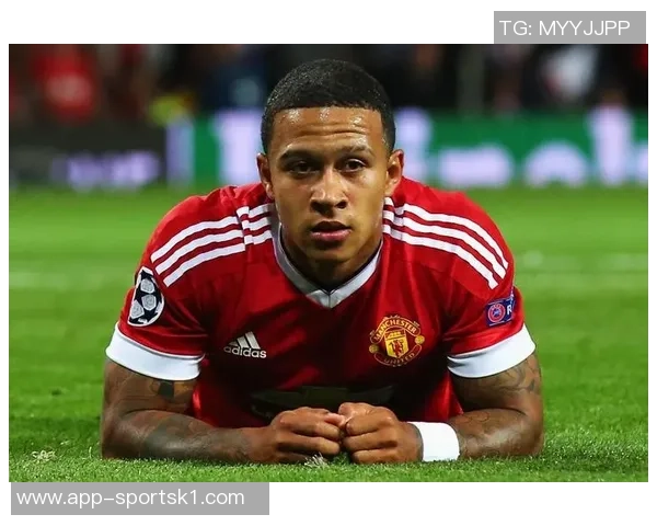 荷兰足球转型之路防线稳固锋线依赖德佩的艰难时刻 荷兰足球转型之路防线稳固锋线依赖德佩的艰难时刻